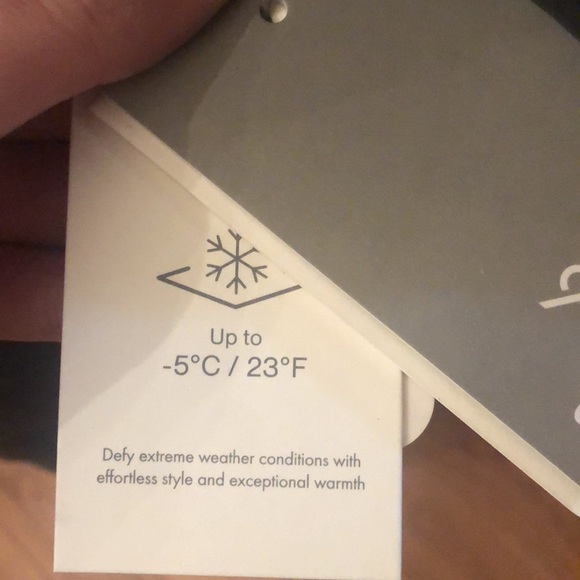 Soia & Kyo
Women's Heather Jacket - Picture 3 of 4